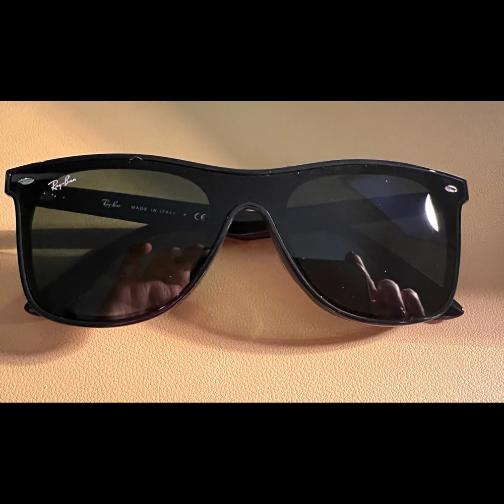Black Ray-Ban Blaze Wayfarer